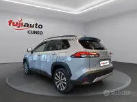 Usata Toyota Corolla Cross Trend 140 CV (102 kW) 2025 Cement grey SUV