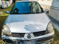 Usata Renault Clio 58 CV (42 kW) 2001 Grigio Berlina