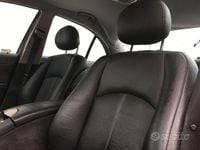 Usata Mercedes E270 Avantgarde 177 CV (130 kW) 2002 Grigio Berlina