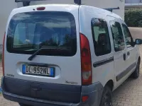 Usata Renault Kangoo Authentique 82 CV (60 kW) 2007 Grigio Monovolume
