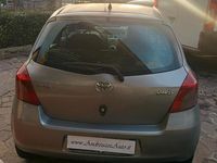 Usata Toyota Yaris 89 CV (65 kW) 2006 Grigio Berlina