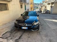 Usata Mercedes C200 136 CV (100 kW) 2016 Blu Station wagon