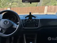 Usata VW up! 60 CV (44 kW) 2021 Bluazzurro Utilitaria