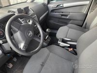 Usata Opel Zafira 2006 Blu Monovolume
