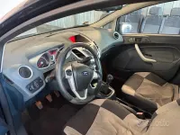 Usata Ford Fiesta Titanium 92 CV (67 kW) 2011 Blu Berlina