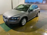 Usata Volvo C30 136 CV (100 kW) 2008 Grigio Utilitaria