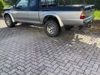 Usata Mitsubishi L200 Inform 100 CV (73 kW) 2001 Grigio Pick-up