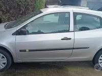Usata Renault Clio II 85 CV (62 kW) 2006 Grigio Berlina