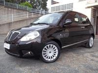Usata Lancia Ypsilon 69 CV (50 kW) 2012 601/nero masaccio Utilitaria