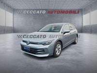 Usata VW Golf VIII Life 116 CV (85 kW) 2025 Grigio Berlina