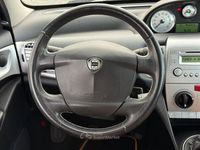 Usata Lancia Ypsilon 60 CV (44 kW) 2006 Arancione Utilitaria