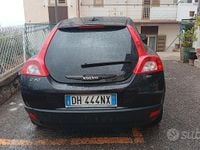 Usata Volvo C30 110 CV (80 kW) 2006 Nero Utilitaria