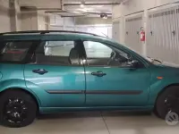 Usata Ford Focus 100 CV (73 kW) 2000 Verde Station wagon