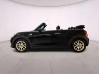 Usata Mini Cooper D Cabriolet 116 CV (85 kW) 2018 Midnight black Cabrio