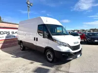 Usata Iveco Daily 116 CV (85 kW) 2020 Bianco Furgone