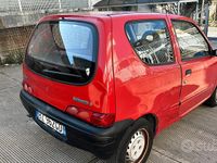 Usata Fiat Seicento 54 CV (39 kW) 2002 Rosso Utilitaria