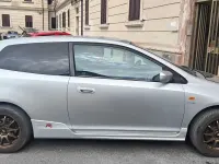 Usata Honda Civic ES 110 CV (80 kW) 2002 Berlina