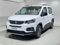 Usata Peugeot e-Rifter Allure 100 kW (136 CV) 2024 Bianco Monovolume