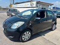Usata Toyota Yaris 87 CV (63 kW) 2006 Nero Berlina