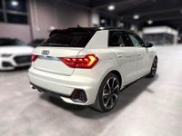 Usata Audi A1 Black Edition 116 CV (85 kW) 2025 Argento metallizzato SUV