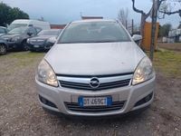 Usata Opel Astra Cosmo 125 CV (91 kW) 2008 Argento Berlina