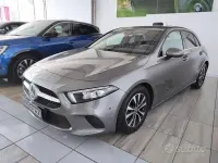 Usata Mercedes A180 Business 116 CV (85 kW) 2022 Grigio Berlina