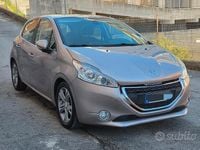Usata Peugeot 208 95 CV (69 kW) 2012 Utilitaria