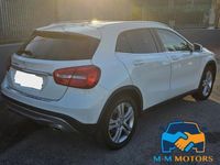 Usata Mercedes GLA200 136 CV (100 kW) 2016 Bianco SUV