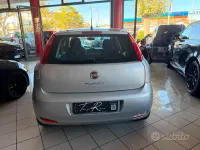 Usata Fiat Punto Evo 69 CV (50 kW) 2016 Grigio Utilitaria