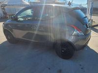Usata Lancia Ypsilon S 95 CV (69 kW) 2015 Grigio Utilitaria