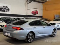 Usata Opel Insignia Innovation 136 CV (100 kW) 2018 Blu Berlina