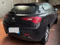 Usata Alfa Romeo Giulietta 109 CV (80 kW) 2012 Nero Utilitaria