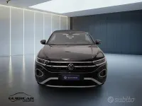 Usata VW T-Roc Style 110 CV (80 kW) 2023 Nero SUV