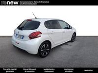 Usata Peugeot 208 Signature Sky 83 CV (61 kW) 2019 Bianco Utilitaria