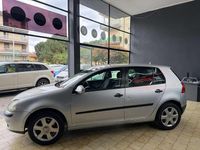 Usata VW Golf IV Comfortline 105 CV (77 kW) 2004 Argento Berlina
