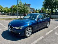 Usata BMW 318 Efficient Dynamics 150 CV (110 kW) 2017 Blu Station wagon