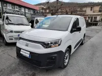 Usata Fiat Doblò 131 CV (96 kW) 2025 Other Monovolume