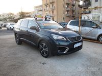 Usata Peugeot 5008 131 CV (96 kW) 2019 Blu SUV