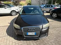 Usata Audi A3 Ambition 105 CV (77 kW) 2005 Viola Utilitaria