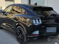 Usata Ford Mustang 169 CV (124 kW) 2021 Nero Station wagon