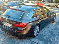 Usata BMW 520 Luxury Line 190 CV (139 kW) 2015 Grigio Station wagon