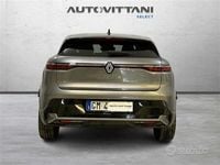 Usata Renault Megane E-Tech Techno 161 kW (220 CV) 2023 Grigio Berlina