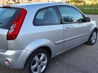 usata Ford Fiesta 1.2 Benz 2008 ok neopatentati