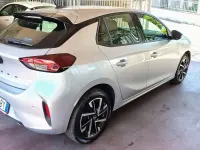 Usata Opel Corsa 101 CV (74 kW) 2025 Argento Utilitaria