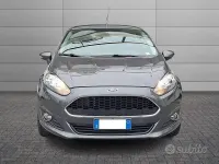 Usado Ford Fiesta Business Edition 75 HP (55 kW) 2017 Cinzento Citadino