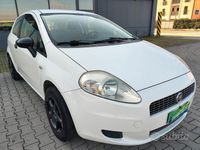Usata Fiat Punto 78 CV (57 kW) 2009 Bianco Utilitaria