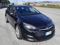 Usata Opel Astra 140 CV (102 kW) 2016 Nero Station wagon