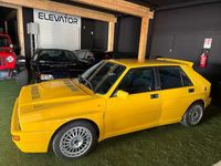Usata Lancia Delta 211 CV (155 kW) 1993 Giallo ginestra Utilitaria