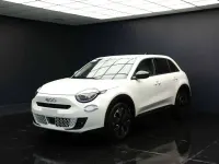 Nuova Fiat 600 La Prima 145 CV (106 kW) 2025 Bianco SUV
