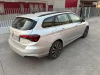 Usata Fiat Tipo Easy 120 CV (88 kW) 2019 Grigio Station wagon